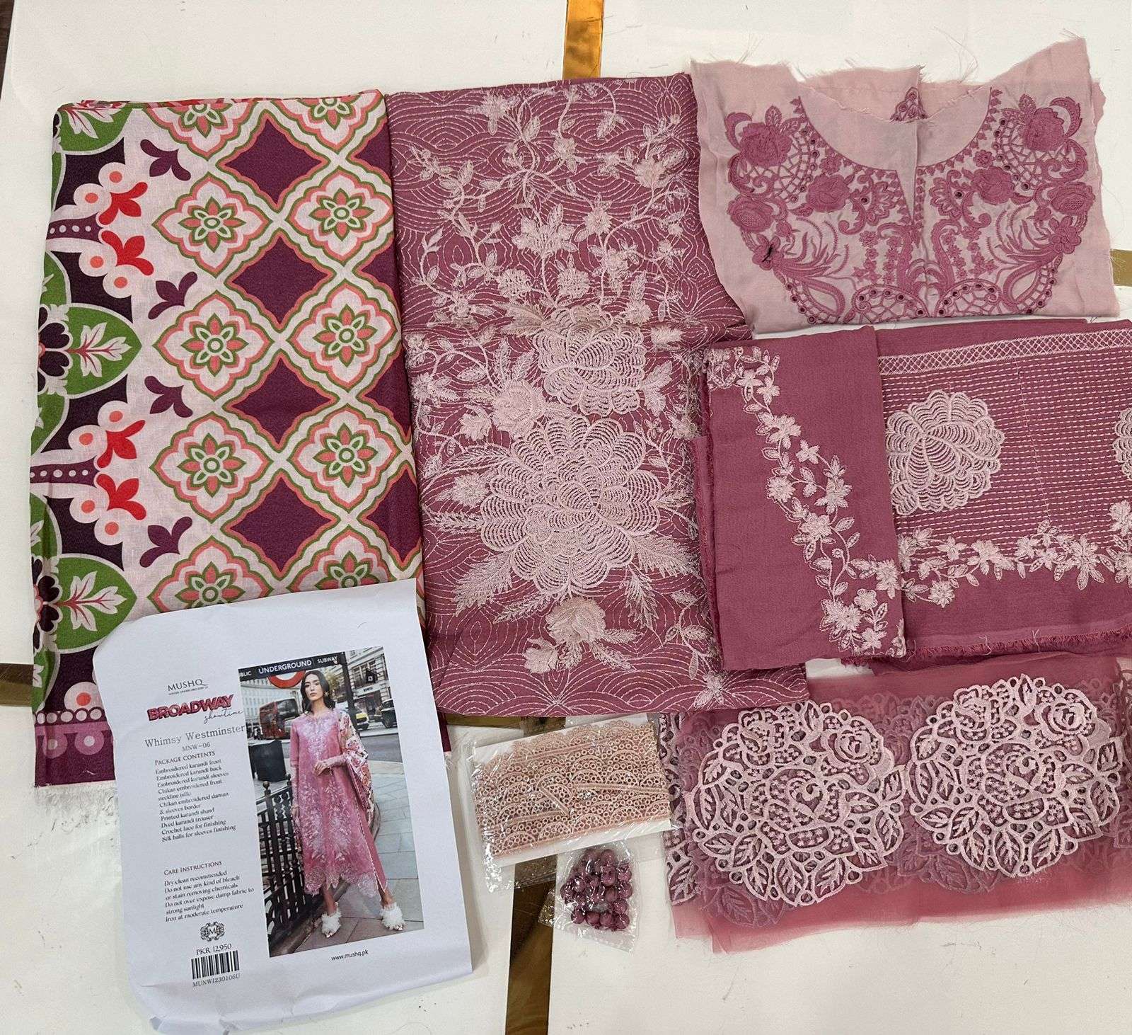 WINTER BROADWAY Open Pic by MUSHQ